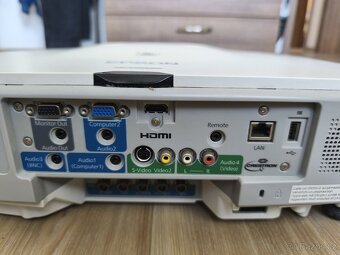 Projektor Epson - 6