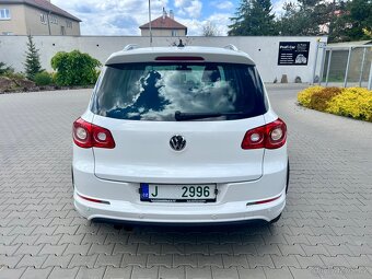 Volkswagen Tiguan R-line 2,0 TDi 103kW DSG 4Motion - 6
