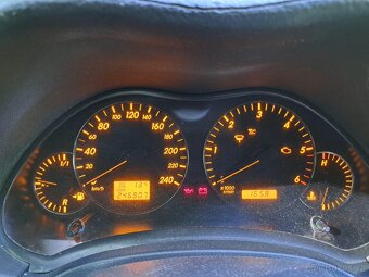 Toyota avensis 2.0 d4d - 6