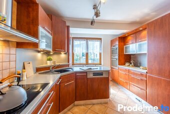 Prodej rodinného domu 5+1, 266 m2 Brno - Ivanovice - 6
