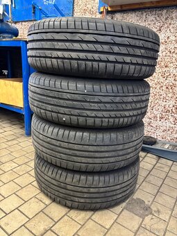 Prodám sadu letních kol 215/60R16 na VW Passat B8 - 6