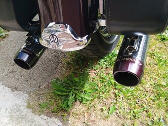Harley Davidson FLHRC Road King Classic 2005 - 6
