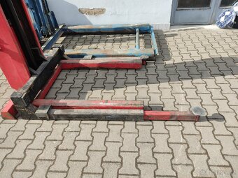 zvedák na auto 2.000kg - 6