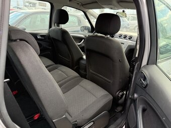 Ford S-Max 2.0i 107KW 7.míst - 6