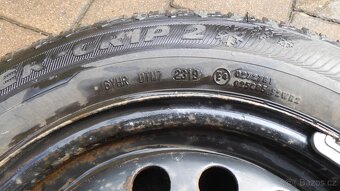 Pneu zimní s ocel.ráfky 4 ks , 175/70/R14 , 4x100mm, ET35 - 6