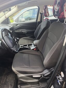 Ford Kuga 1.5 - 6