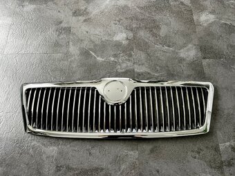 MASKA KAPOTY / ŠKODA OCTAVIA 2 PŘED FACELIFT / ZASÍLÁME - 6