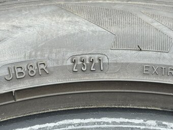 245/45 R18 - 6