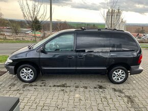 Chrysler Voyager 2,5td - 6