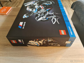 LEGO® Technic 42130 BMW M 1000 RR /balíkovna 30kč - 6