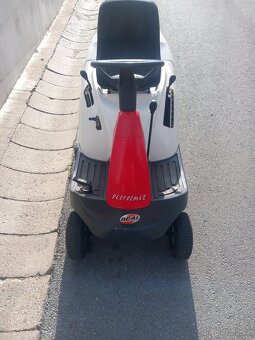 Prodám zahradní traktor rider Béal Performer 12.5Hp - 6