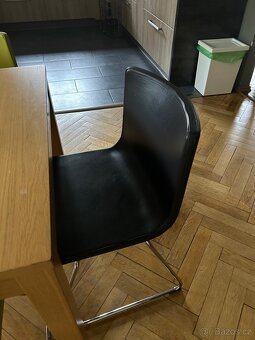 Jidelni stul a zidle - 6