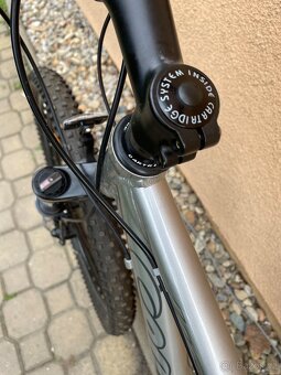 Kolo Carerra Rám 16.Na postavu cca 155-175. Najeto tak 15 km - 6