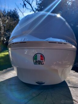 AGV - 6