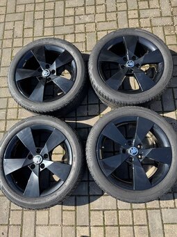 ORIGINÁL Alu Škoda Denom R17, 5x112 - TOP STAV, LETNÍ PNEU - 6