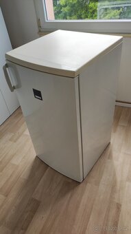 Lednice s mrazákem Zanussi - 6