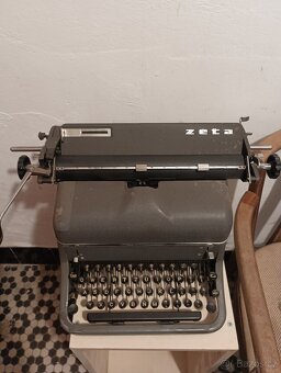 Psací stroj ZETA - 6