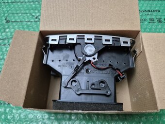 ofukovač zadní prostřední Audi A6 (C6) 4F0819203C H77 - 6