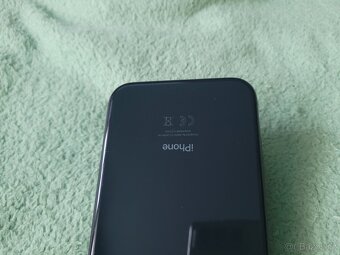 iPhone XR 64gb - face id nejde - 6