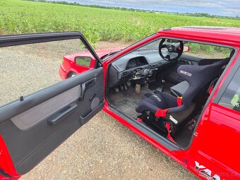 Mazda 323 _ 1.6 - 6