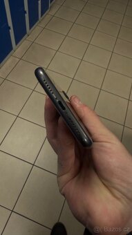 iPhone 11 - 6