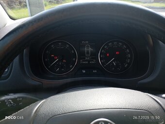 Prodám auto škoda fabia 1,2 TSI 63 KW - 6