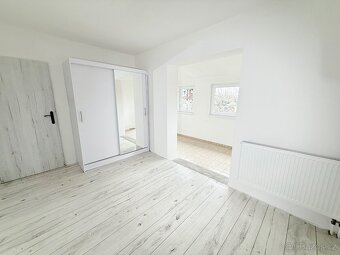 ZNOJMO - PRODEJ DOMU 3+1 - 6