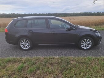 VW Golf 7 1.6TDI kombi, 77kW, 4/2016, servisní knížka - 6