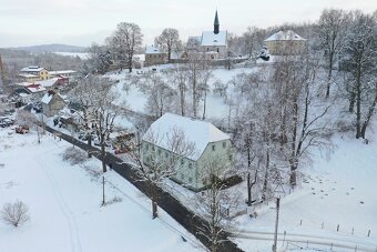 Prodej penzionu s restaurací, sálem a ubytováním – Ves 3 - 6