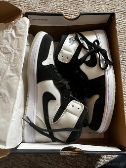 Nike Jordan 1 - 6