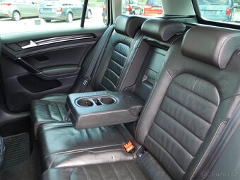 Volkswagen Golf, 1.4TSi HIGHLINE-SERVIS-BRZDY - 6