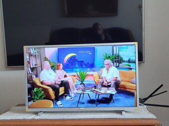 Smart TV Philips 32PFS5823 - úhlopříčka 81cm,Wi-Fi, DVBT2 - 6