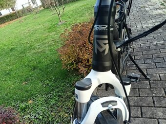 Dámské elektrokolo Rock Machine - 6