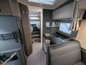 ADRIA MB MATRIX SUPREME 670 SL - 6