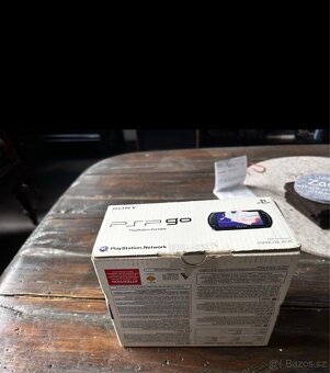 Sony Playstation Portable,PSP Go 16GB, Piano Black - 6