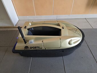 Zavážecí loďka Sports Prisma 7G se sonarem a GPS - 6