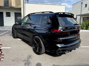 BMW X7 M 50i REZERVACE - 6