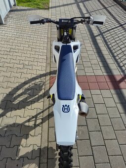 HUSQVARNA FC 250 - 6