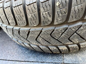 ❄️Zimní ORIGINÁL Alu Volkswagen Aragon R16, 5x112 215/60/16 - 6