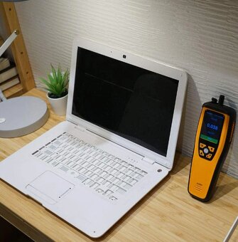 Ruční monitor kvality ovzduší Temtop M2000C CO2 PM2,5 PM10 - 6