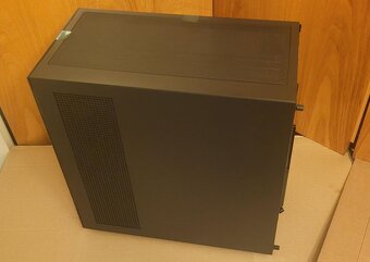 Počítačová skříň Montech XR Black - 6