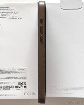 Pouzdro Apple FineWoven iPhone 15 Pro Max, Taupe - 6