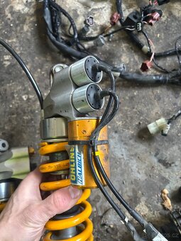 Centralni tlumic Ohlins cartridge na Kawasaki Zx10R 11-15 - 6