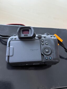 Canon EOS R6 Mark II - 6