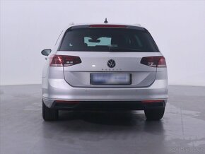 Volkswagen Passat 2,0 TDI DSG Led ACC Navi DPH (2021) - 6
