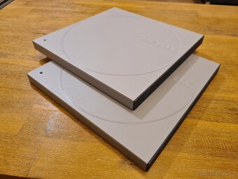 Dvě černé ALU cívky Revox s páskou Revox v archivboxu Revox - 6