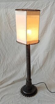 STEAMPUNK RECYCLE ART - PATINOVANÝ KOV - LAMPY - 6