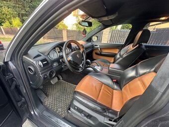 Porsche Cayenne 4.8 Turbo s 404 kw - 6