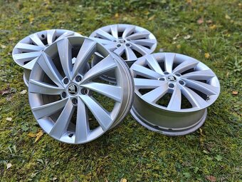 Sada originálních alu disků Škoda Turbine - 7,5Jx18" - 5x11 - 6