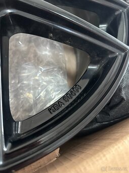 4x alu kola Platin P73 FullBlack 8x18 ET45 114.3 - 6